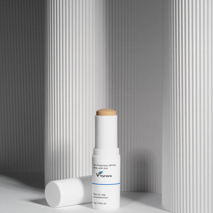 Sun Protection SPF50 Stick, with tint